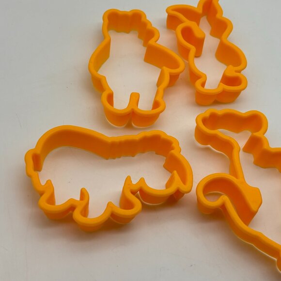 Disney Winnie the Pooh and Friends Plastic Character Cookie Cutters Set of Four - Picture 2 of 7